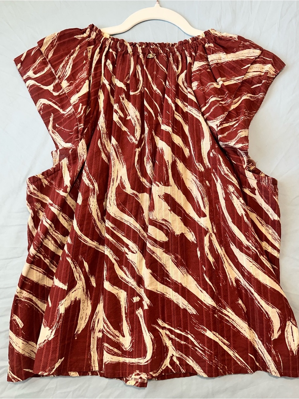Sam Edelman Abstract Print Ruffle Top | Size XL | Rust/Cream - Picture 3 of 8
